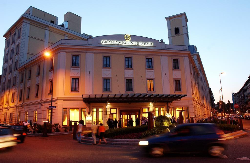 Grand Visconti Palace Milan Exterior photo